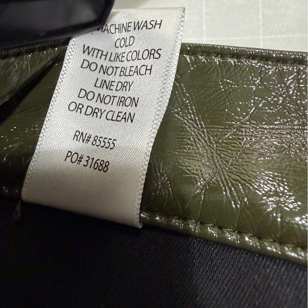 Pistola Glossy Olive Faux Leather Pants Size 27 - Picture 7 of 11